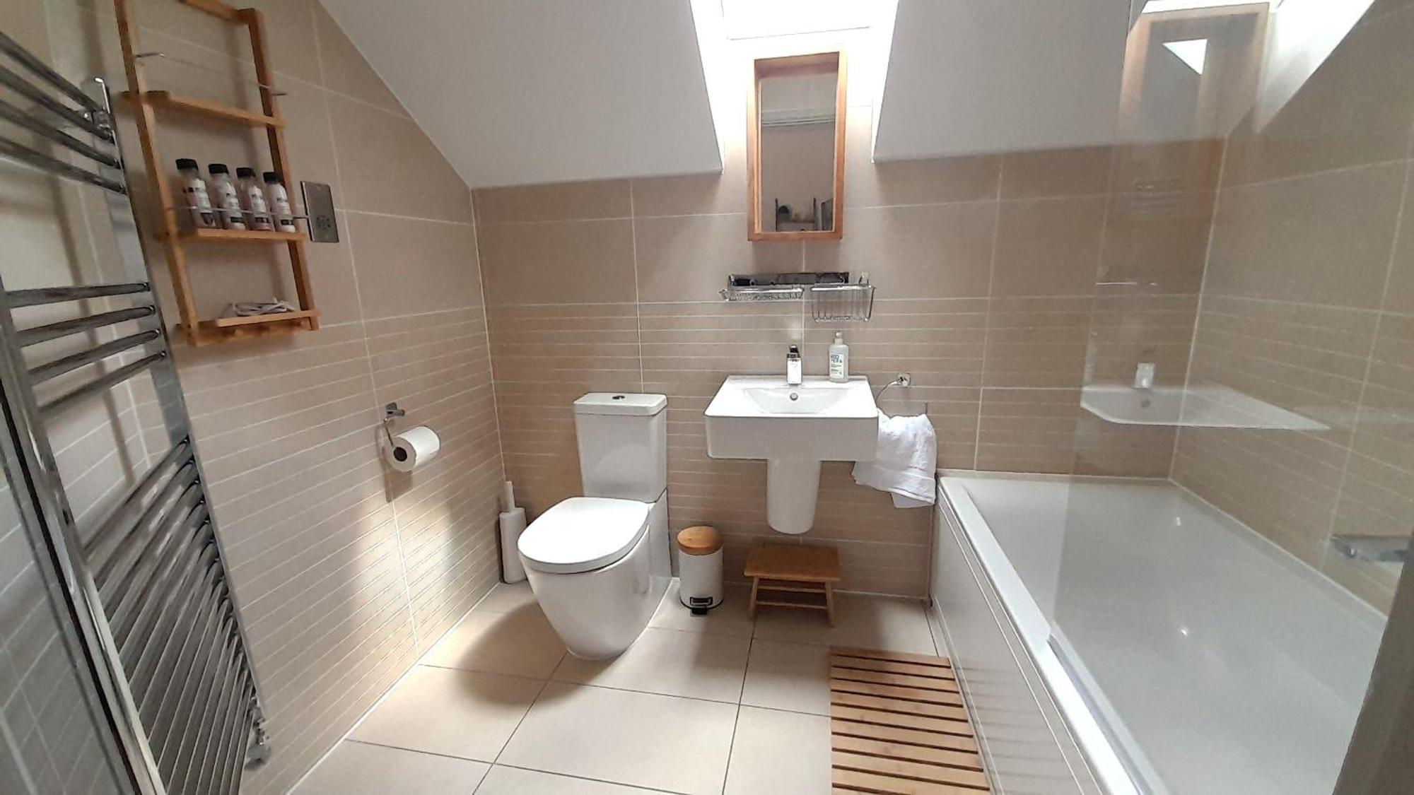 Luxury Barn Conversion Wells Esterno foto